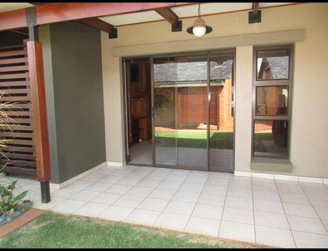 1 BEDROOM TOWNHOUSE FOR SALE IN RETIRE AT MIDSTREAM